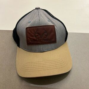 Hat Realtree Gray and Tan Hat